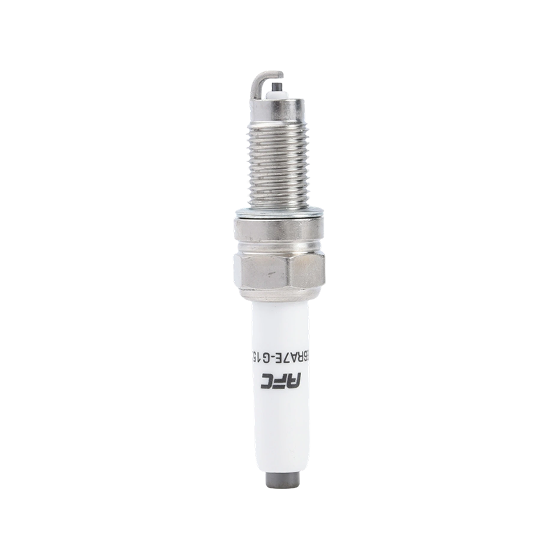 1520 ZKE6RA7E-G Nickel Koppar Tändstift 97973 ZKER6A-10DEG För VW T-CROSS Polo Plus